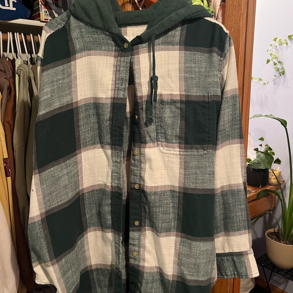Women’s American eagle hooded flannel